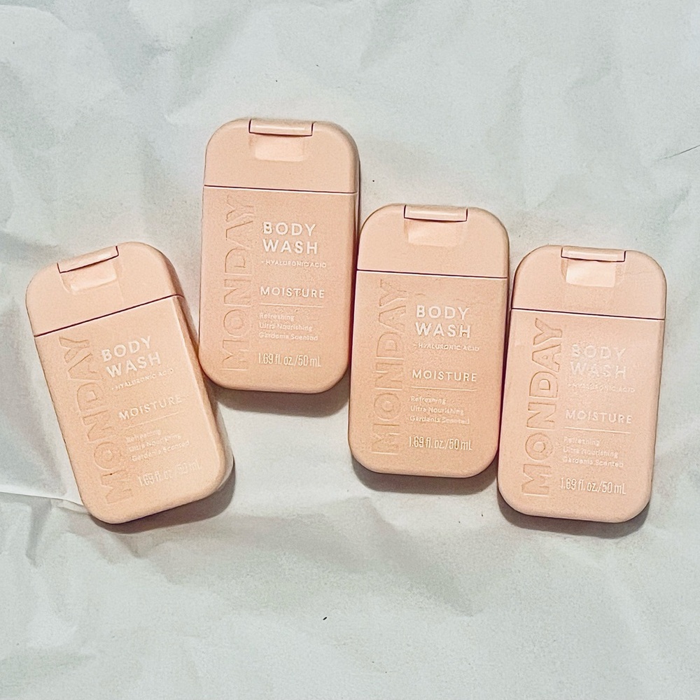 Monday Moisture Body Wash w/Hyaluronic Acid Minis (4)
